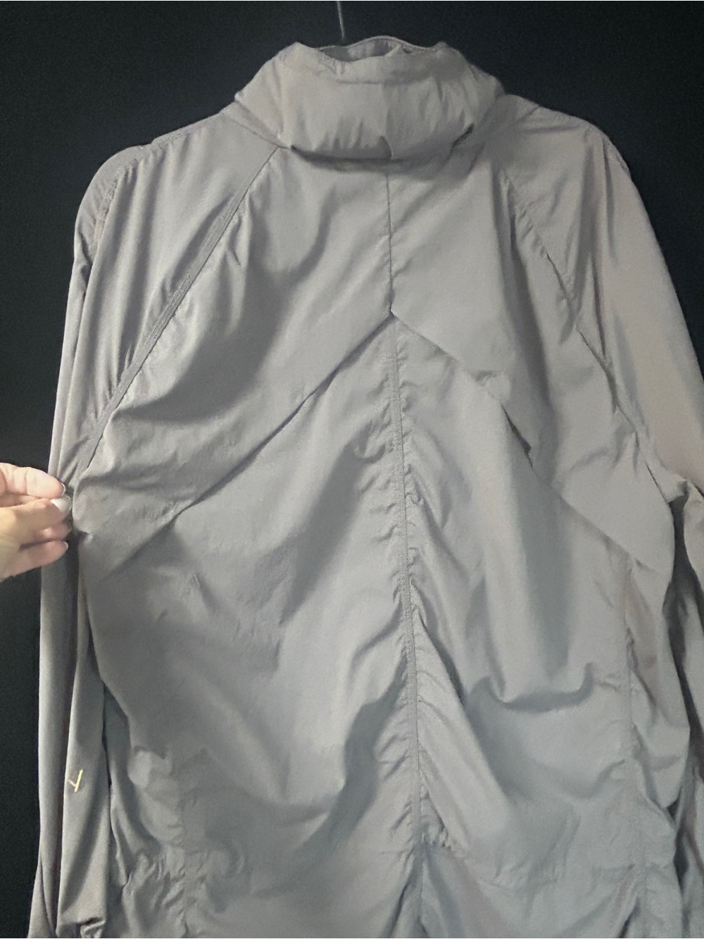 Indyeva Light Gray Hooded Jacket with Mustard Leather Pull - Picture 12 of 12